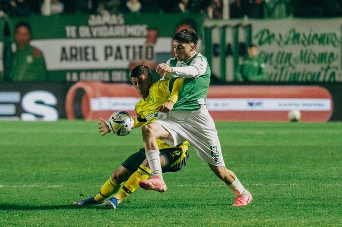 Banfield igualó 0-0 ante Defensa y Justicia en el Estadio Florencio Sola. (Foto NA: @CAB_oficial)
