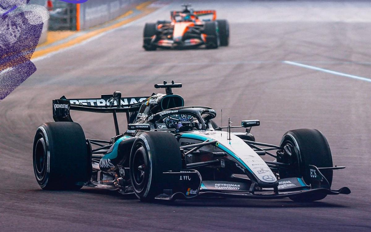 Russell se quedó con la mejor vuelta de práctica en Singapur