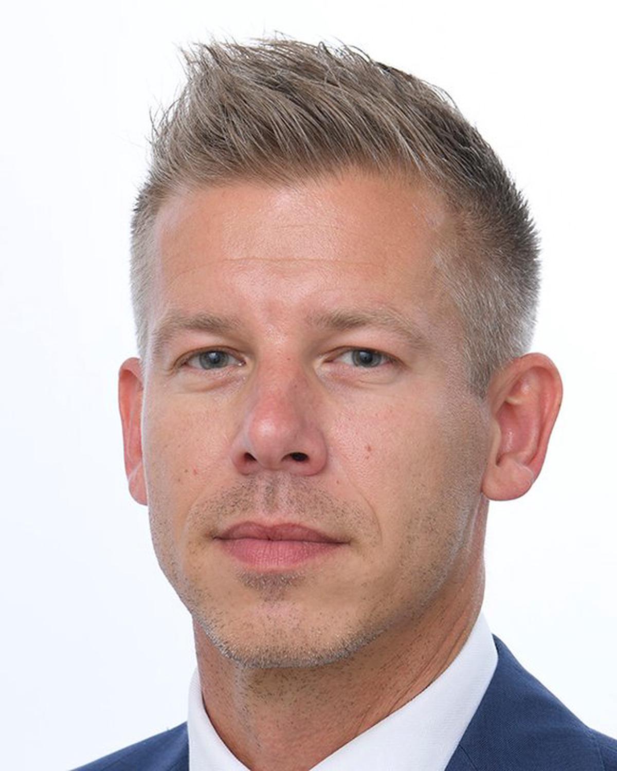 Péter Magyar, triunfador en los comicios de hoy en Hungría y futuro primer ministro de ese país para reemplazar al derrotado Viktor Orbán