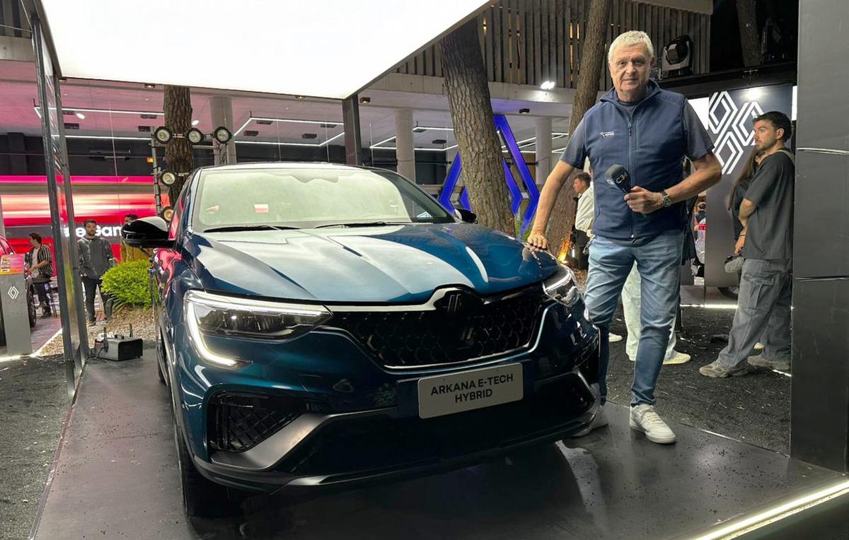 FOTO: Cadena3 en Cariló junto a Renault con la llegada de ARKANA E-Tech Hybrid