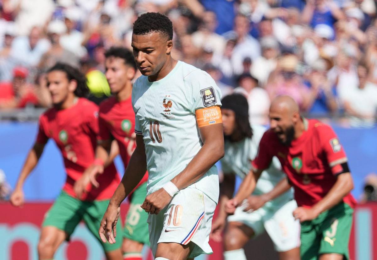 Mbappé pidió disculpas al pueblo chino.