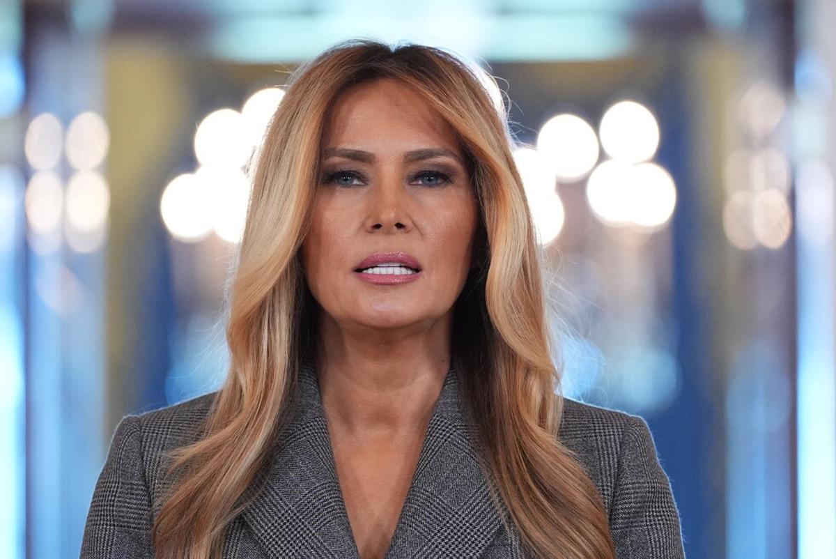 Melania Trump participa en mesa redonda en el Congreso sobre un programa de acogimiento familiar