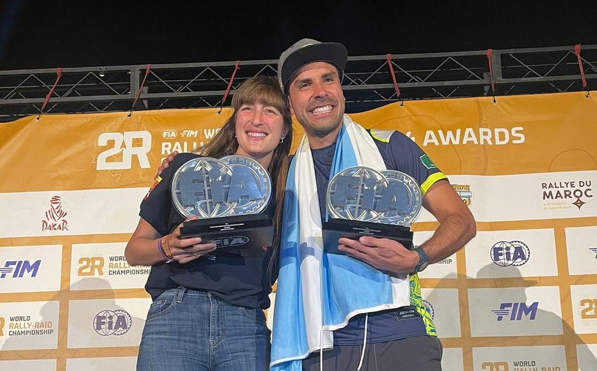 FOTO: Vale Pertegarini y Fer Acosta, los cordobes campeones festejando en Marruecos