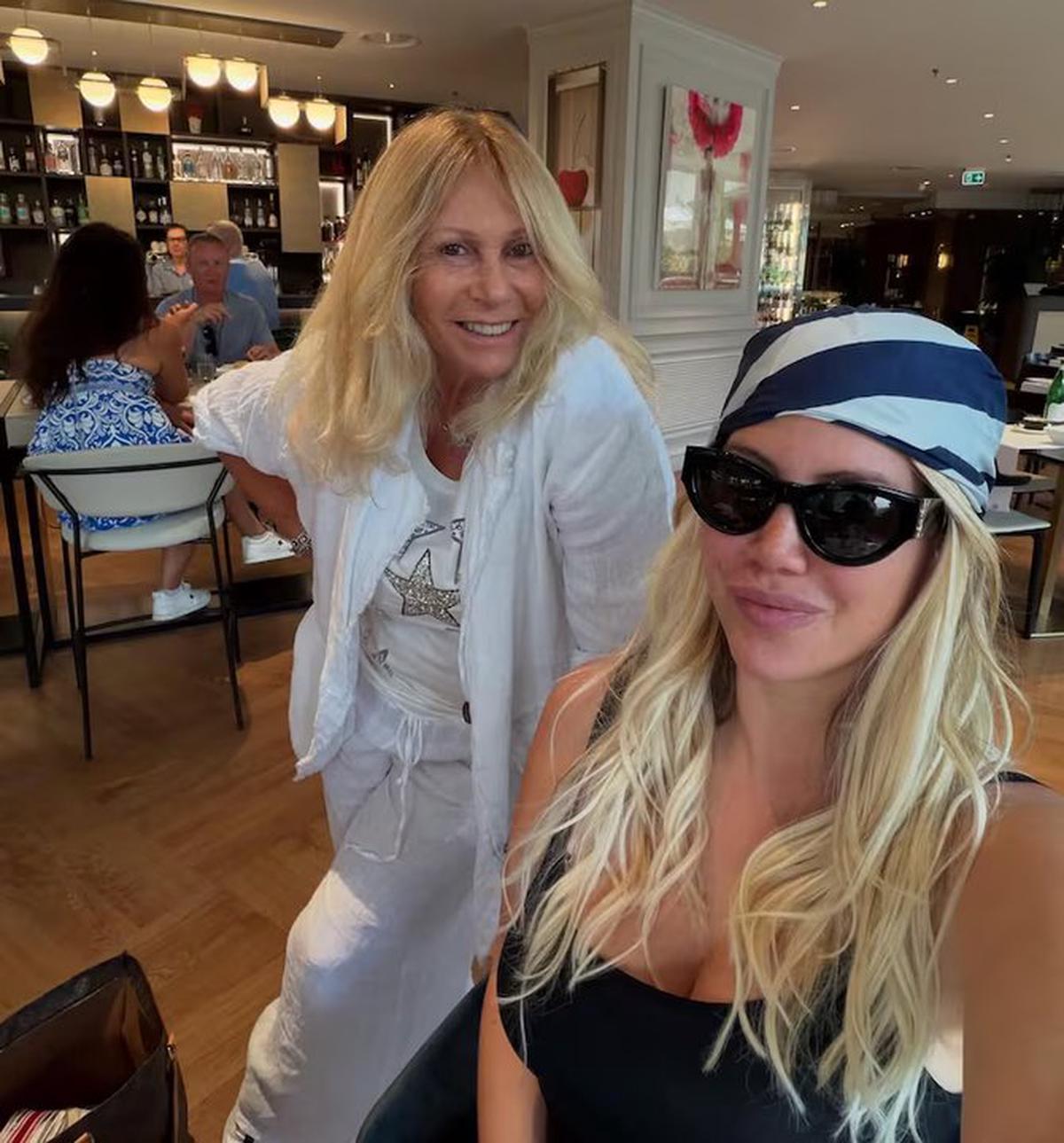 Wanda Nara y Ana Rosenfeld