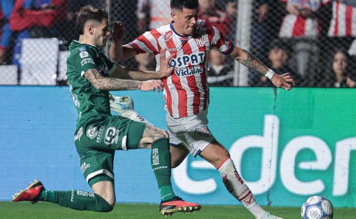 Unión goleó 4-1 a Sarmiento con un doblete de Tarragona y se mete en zona de playoffs