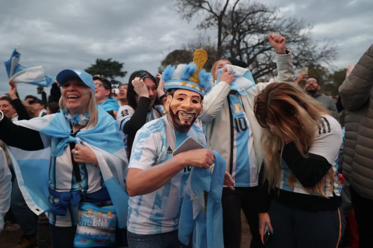 Argentina celebra la victoria en el Fan Fest: más de 30 mil hinchas vibraron en Palermo