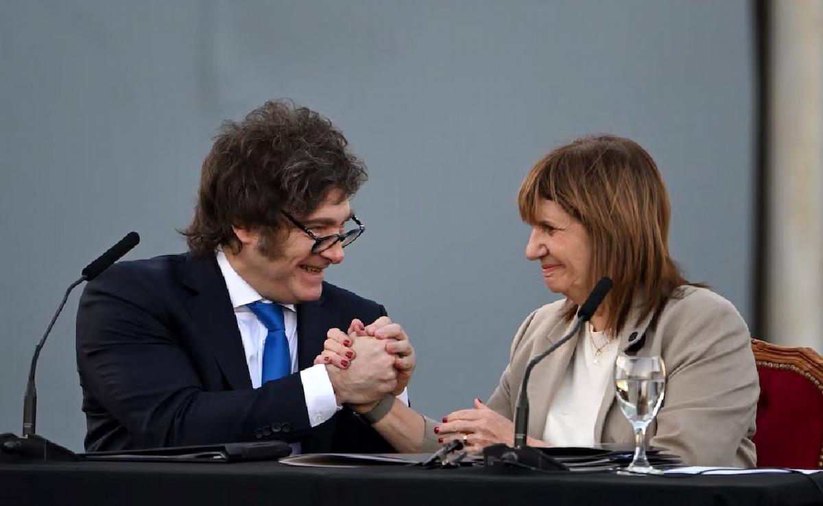 Javier Milei y Patricia Bullrich en la presentación del nuevo Código Penal.