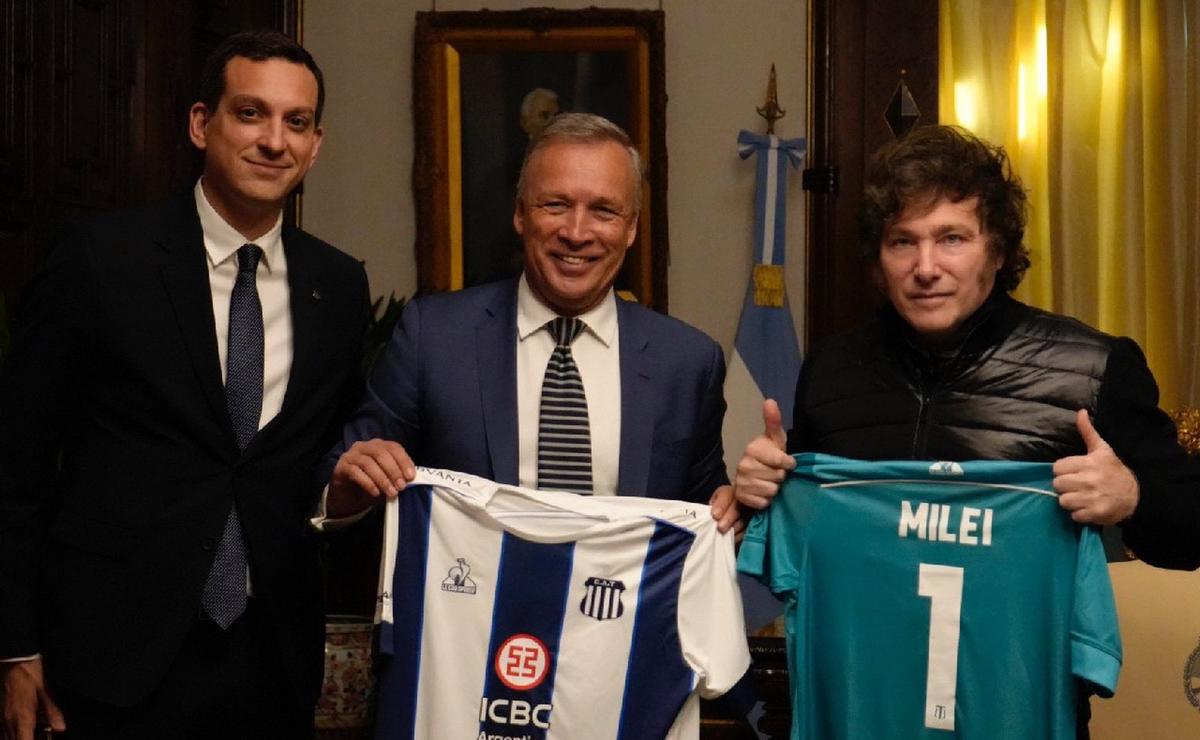 FOTO: Andrés Fassi se reunió con Javier Milei tras la polémica por los arbitrajes. (NA)