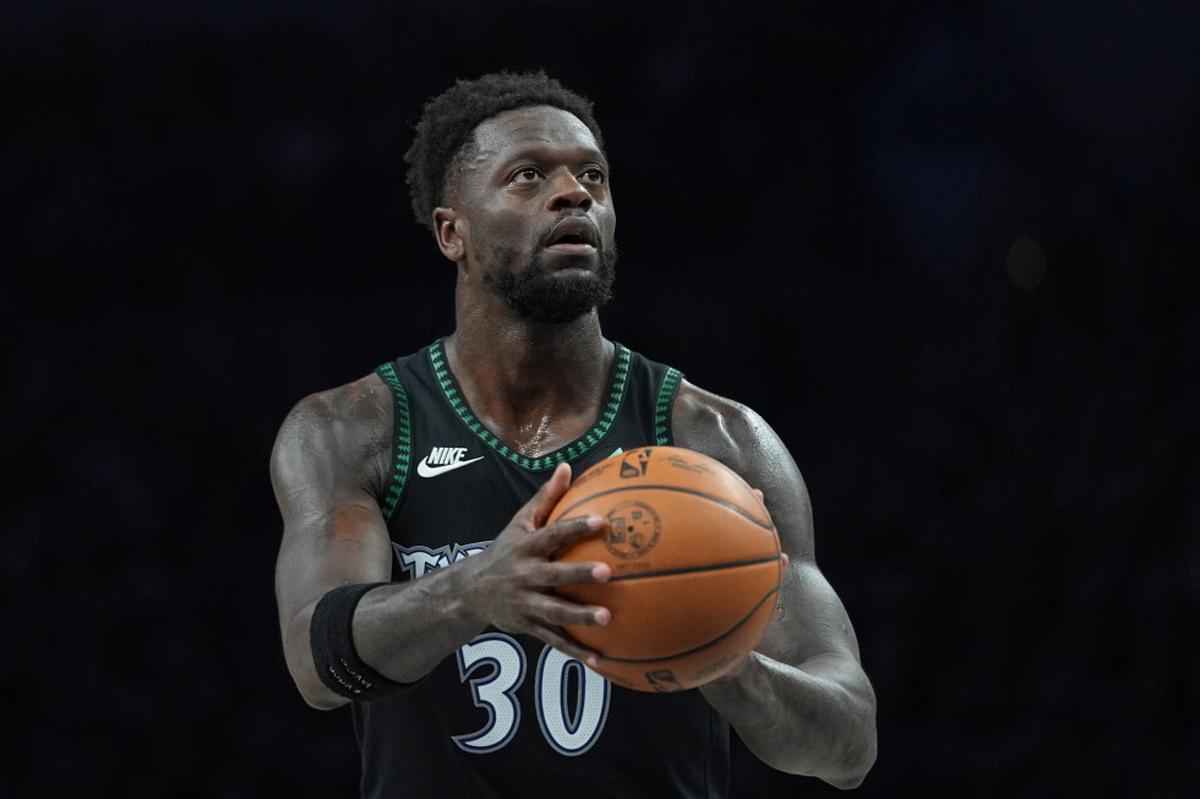 Timberwolves traspasan a Julius Randle a Nets en acuerdo de 3 equipos, según fuente AP