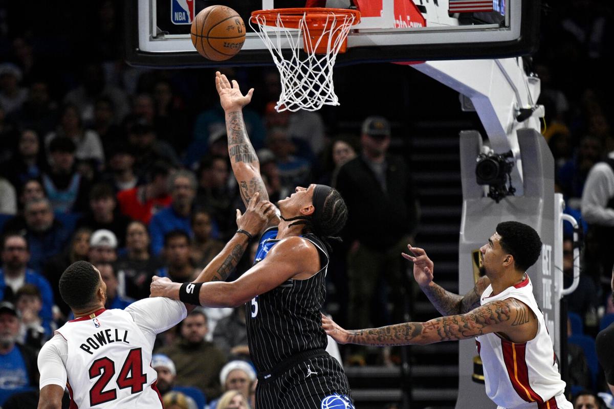 Magic supera 117-108 al Heat y disputará las semifinal de la Copa de la NBA en Las Vegas
