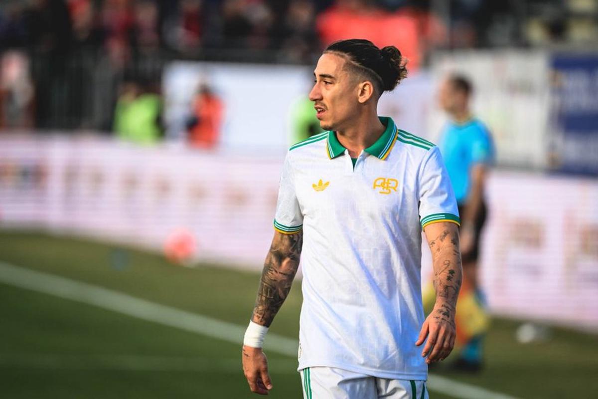 Con Soulé de arranque, Roma cayó ante Cagliari en la Serie A. (Foto NA: @OfficialASRoma)