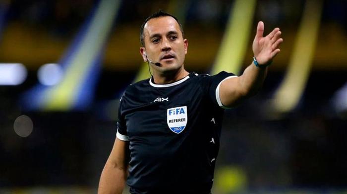 Insólito momento en Belgrano-Defensa: Espinoza propuso "una competencia de farmear aura"