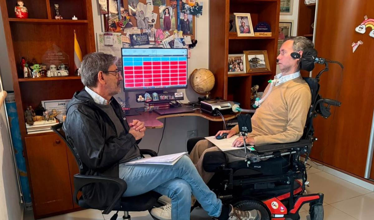 Martín Bedouret, en su casa, entrevistado por Chema Forte.