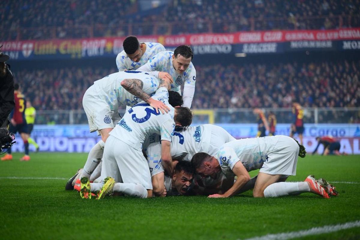 El festejo de gol del Inter de Milán ante Genoa. (Foto NA: Inter)