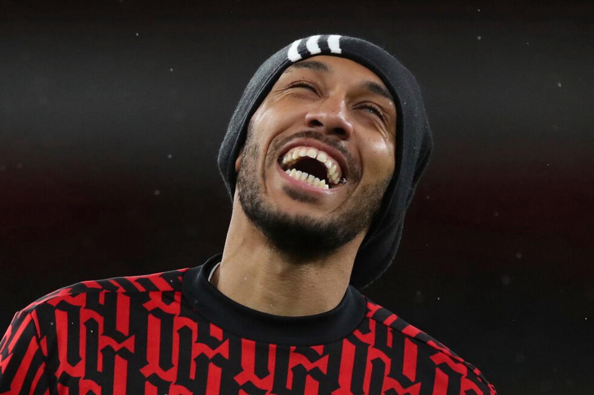 Aubameyang anota por 3er partido seguido con el Deportivo al inicio de La Liga