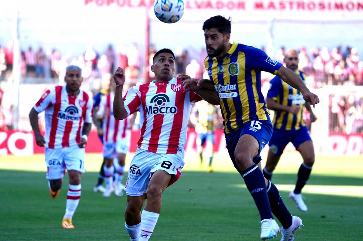 FOTO: Instituto recibe a Rosario Central en Alta Córdoba. 