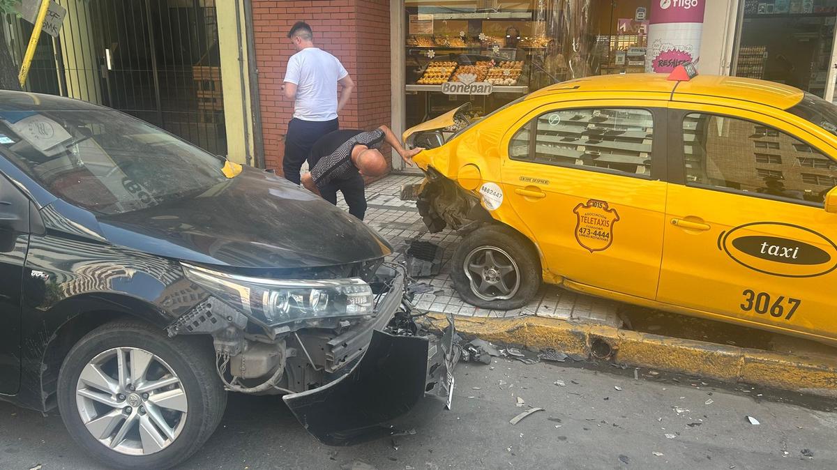 FOTO: Choque en avenida Colón