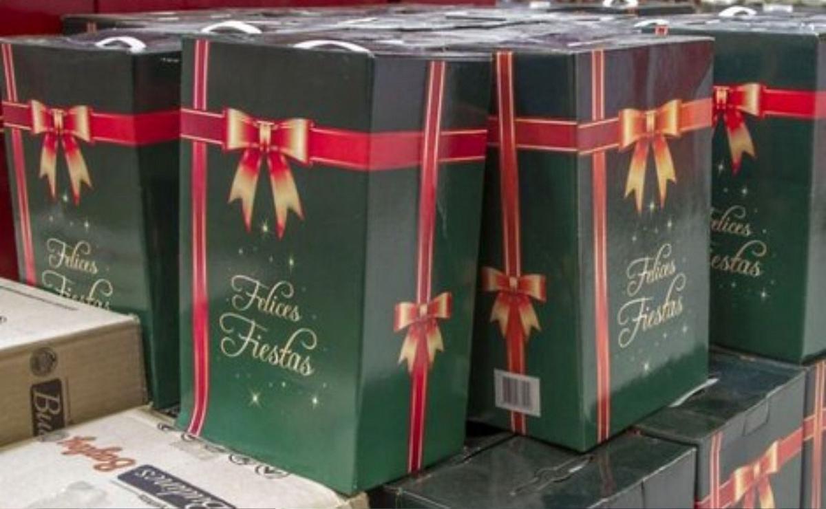 Robó una caja navideña y lo echaron: la Justicia respaldó la decisión.