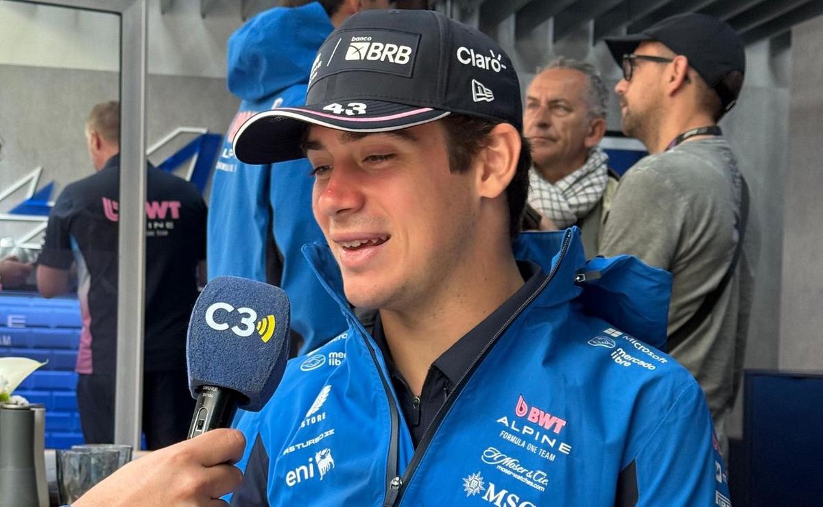 FOTO: Franco Colapinto hablando con Cadena 3 en Silverstone. 