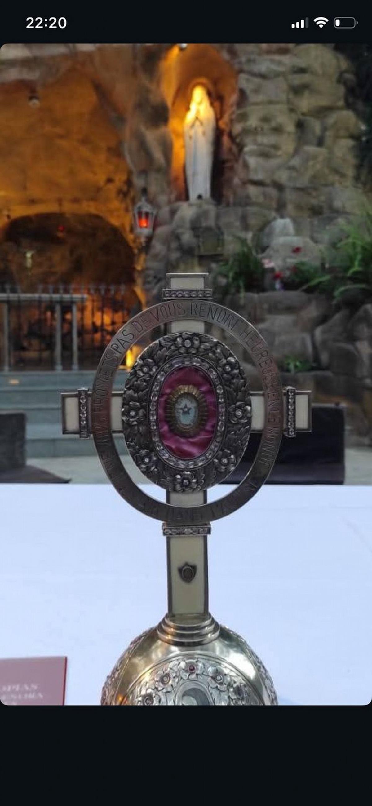 Las reliquias de Santa Bernardita, la vidente de Lourdes, recorren Argentina