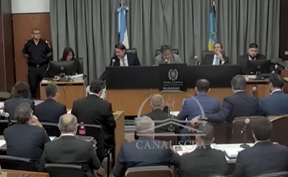 Empezó el nuevo juicio por la muerte de Maradona. (Foto: captura/NA)