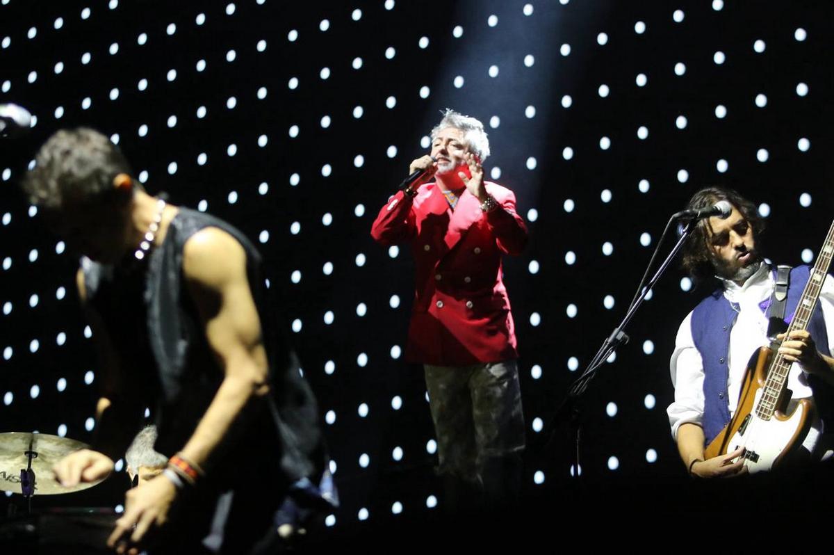 Dárgelos y Babasonicos vibraron fuerte en el Cosquín Rock. (Foto: Daniel Cáceres)