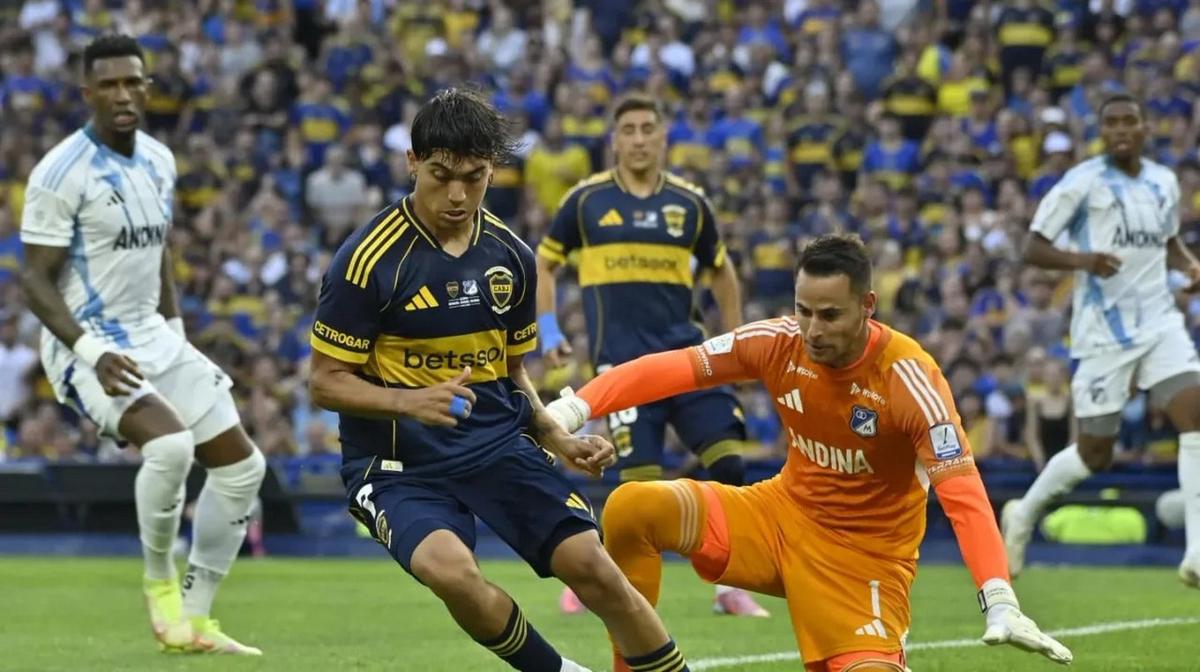Boca enfrenta a Millonarios en La Bombonera.