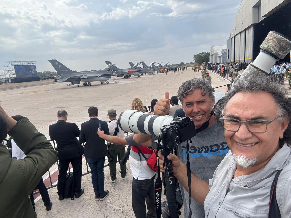 Presentaron los F-16 en Las Higueras. (Foto: Daniel Cáceres/Cadena 3)