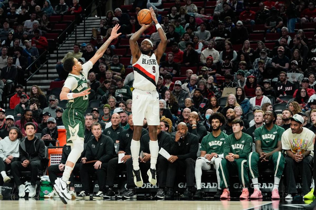 Scoot Henderson lidera una paliza 130-99 de los Trail Blazers a los Bucks sin Giannis