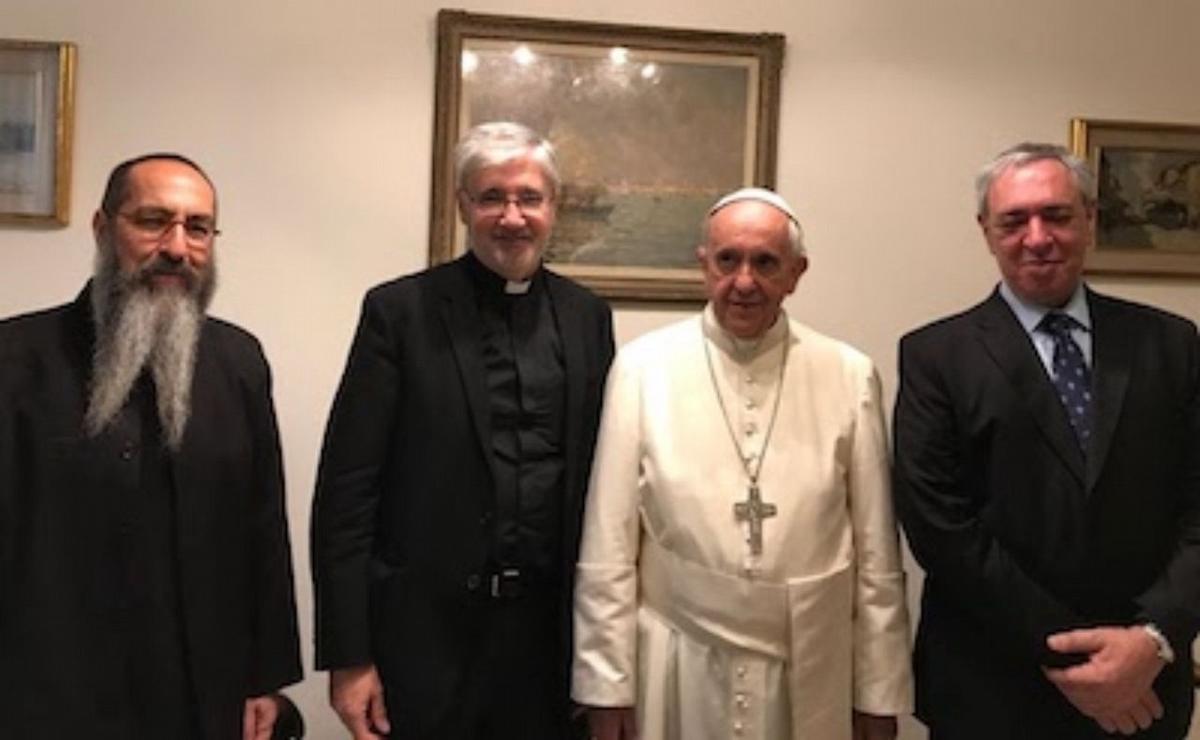 Rabino Daniel Goldman, Pbro. Guillermo Marcó y Omar Abboud junto al Papa Francisco.