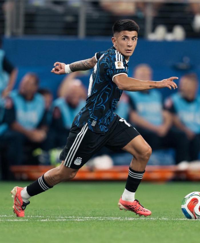 Thiago Almada, entre River y Flamengo: la batalla por su fichaje se intensifica