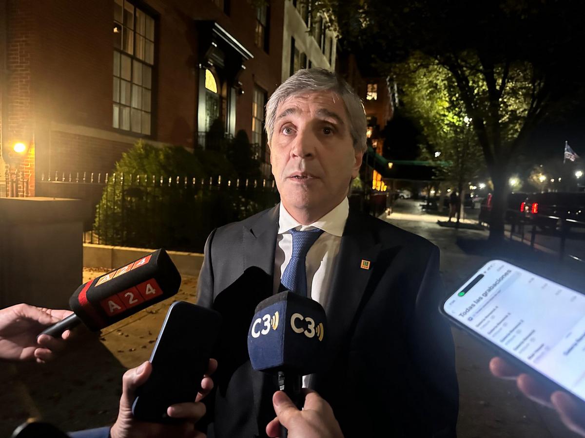Luis Caputo, ministro de Economía, en diálogo con Cadena 3 en Waashington.