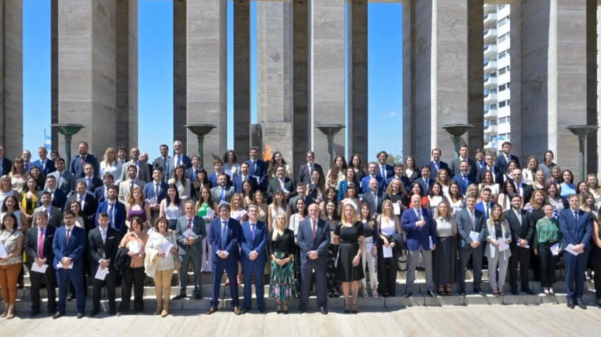 Fiscales de Rosario y Venado Tuerto juraron a la Constitución provincial.