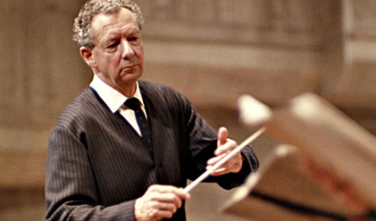 El compositor británico Benjamin Britten, autor de