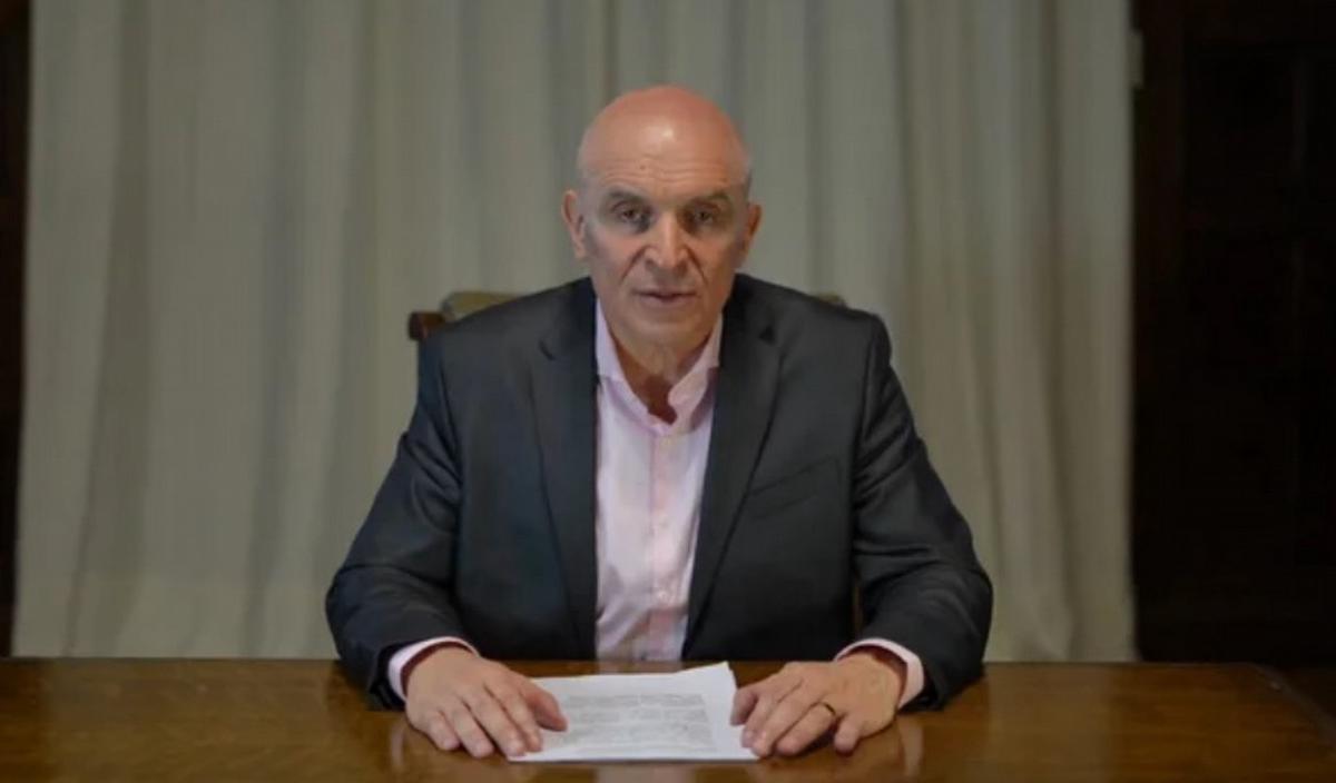 Espert leyó un mensaje con el que buscó aclarar su situación (foto: captura).