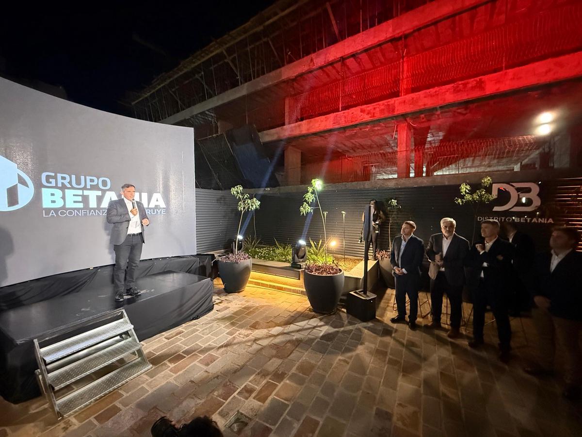 Grupo Betania celebró 35 años inaugurando el ambicioso 