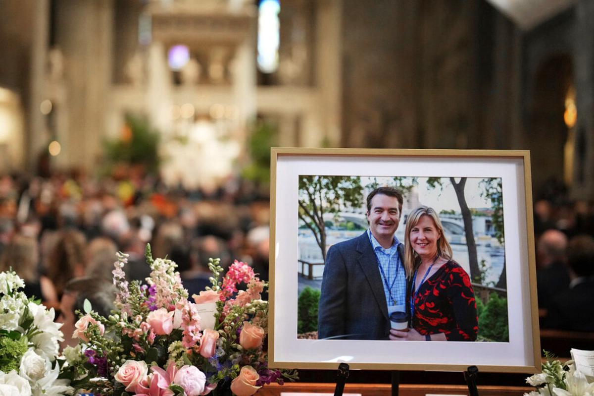 Hombre se declara culpable de matar a demócrata de Minnesota y a su esposo