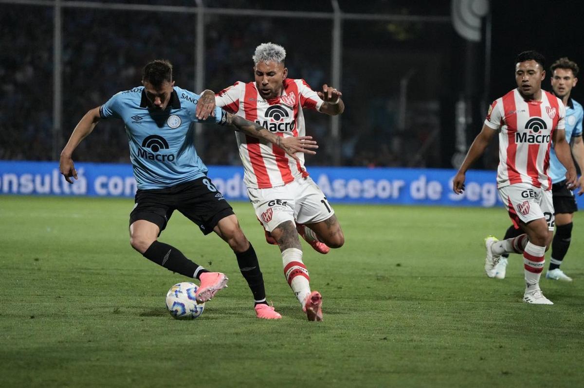 FOTO: Gabriel Compagnucci, el mejor jugador de la noche en Alberdi.  