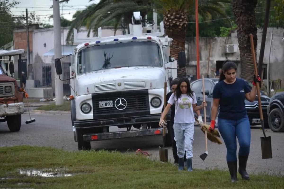 Tucumán refuerza asistencia a productores y rescata animales tras temporal