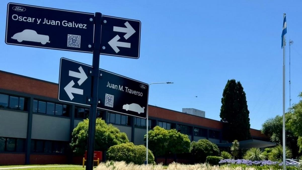Ford Argentina homenajea a grandes referentes de su historia en Automovilismo