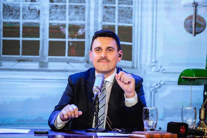 Manu Jove expresa su dolor por despidos en Blender y critica la violencia