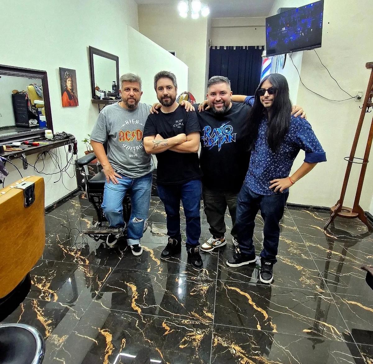 El peluquero influencer que transforma tendencias