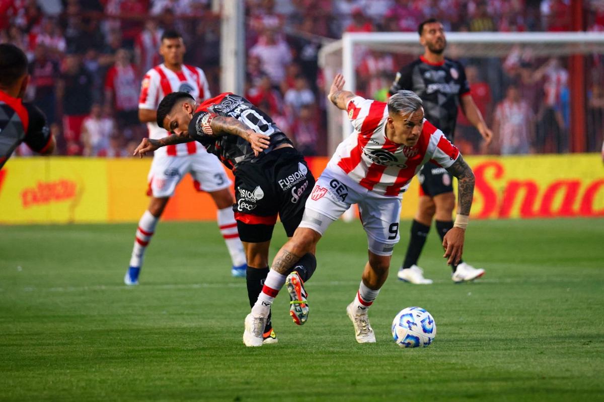 FOTO: Instituto cayó ante Barracas en Alta Córdoba. (Foto:@InstitutoACC)