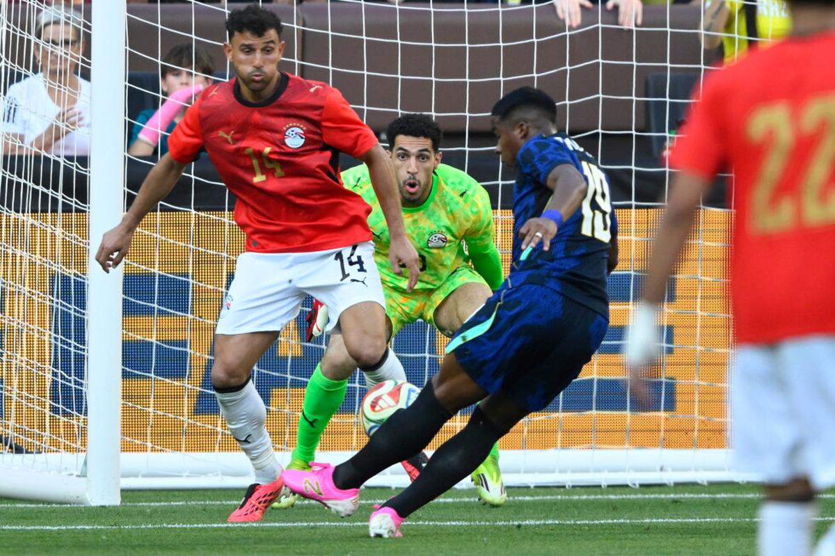 Brasil supera 2-1 a Egipto y cierra su fogueo mundialista