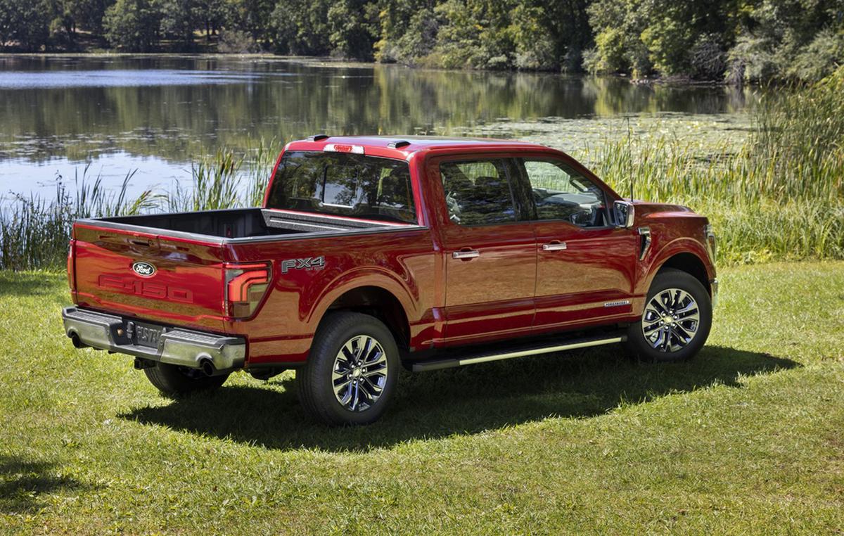 FOTO: Nuevas versiones de la Ford F-150: Tremor y Lariat híbrida