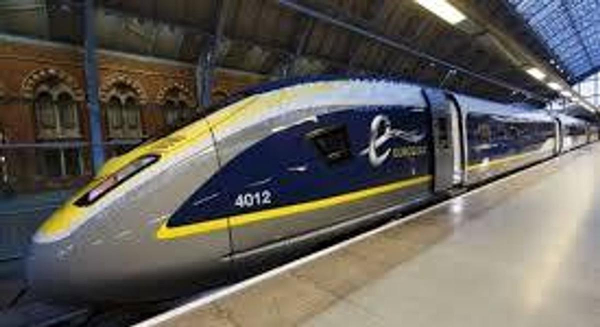 Accidente en Eurotúnel: minibús colisiona con tren y deja 19 heridos en Francia