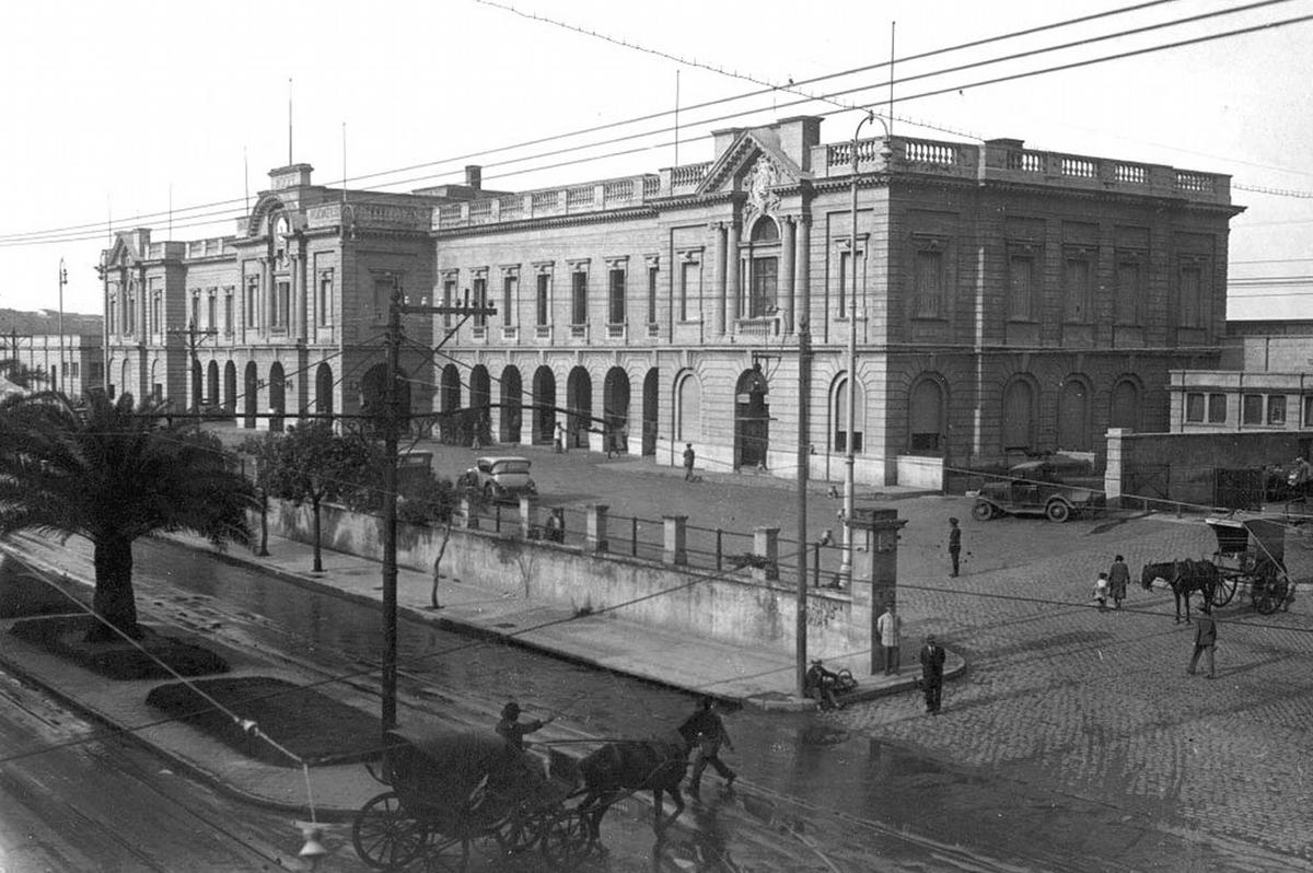 FOTO: La construcción de la Estación Mitre empezó en 1902. (Córdoba de Antaño)