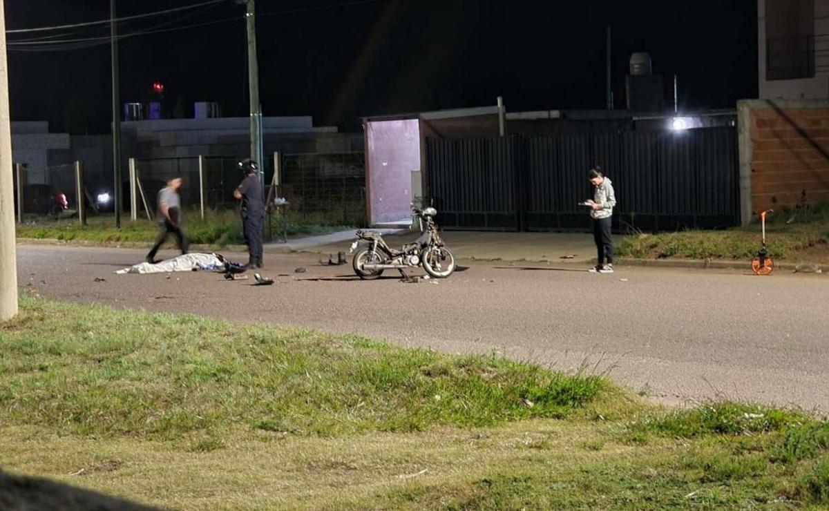 FOTO: Murió un motociclista tras un choque con una camioneta conducida por Rodrigo Garro.