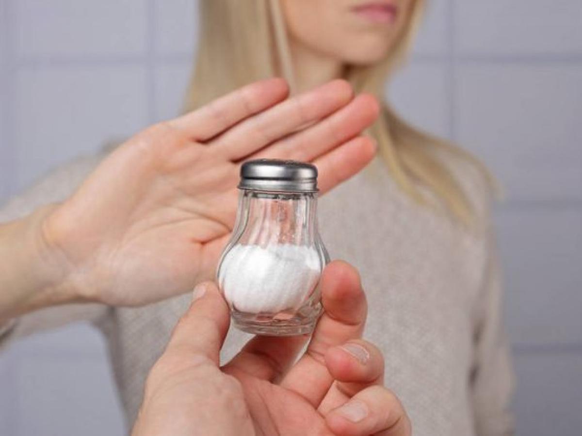 El desafío de reducir el sodio oculto para cuidar la salud cardiovascular