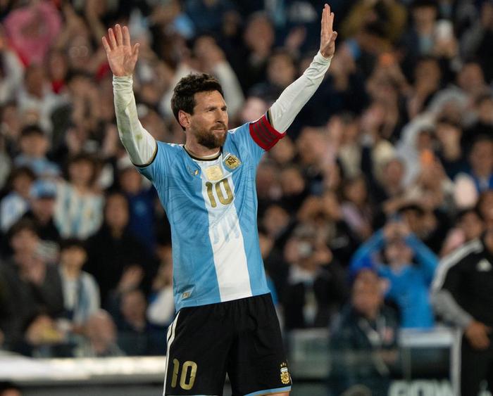 Lionel Messi y un mensaje para su padre: “No sabés lo que te extrañamos anoche”